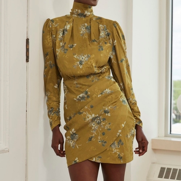 *NWT* RW&CO. Fitted Long sleeve Dress with floral Jacquard Fabric - Picture 1 of 4